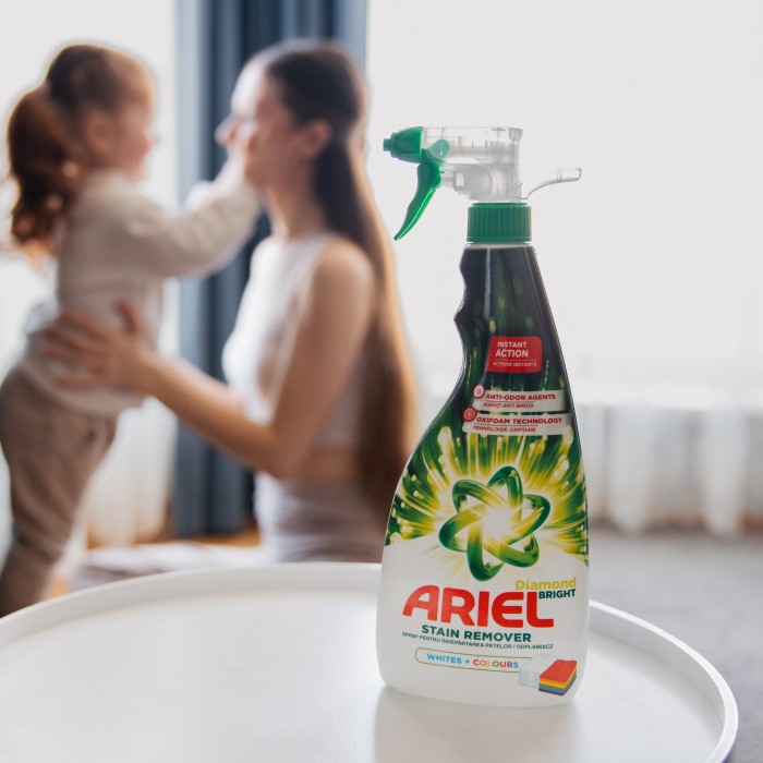 Спрей для виведення плям Ariel White & Color, 750 мл (821748) - 
